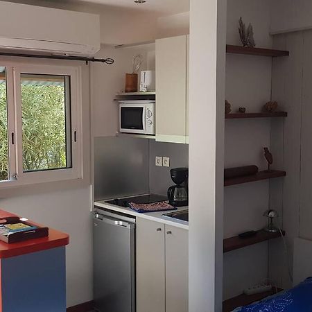 Studio Moderne Climatise Avec Jardin, Plage A Pied Le Diamant Luaran gambar